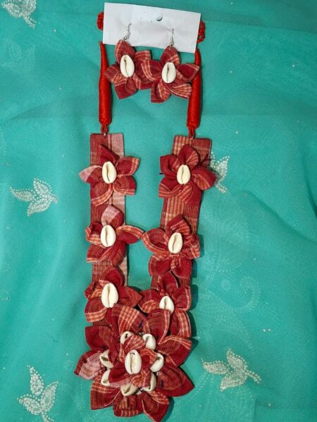 Traditional Bengal Gamcha Fabric Long Neckpiece with Flower Earring