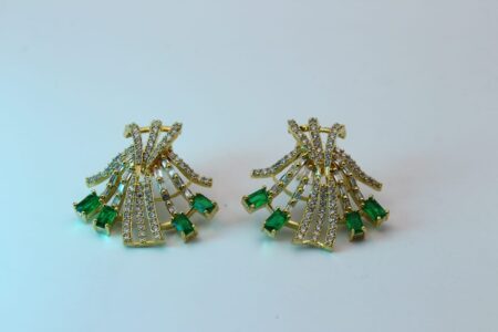 Shell-Shaped Pendant and Earring Set