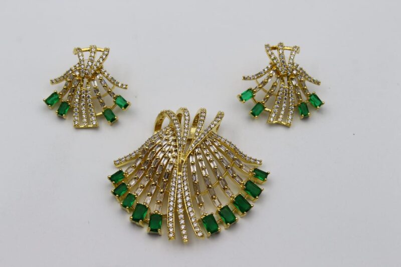 Shell-Shaped Pendant and Earring Set - Image 3