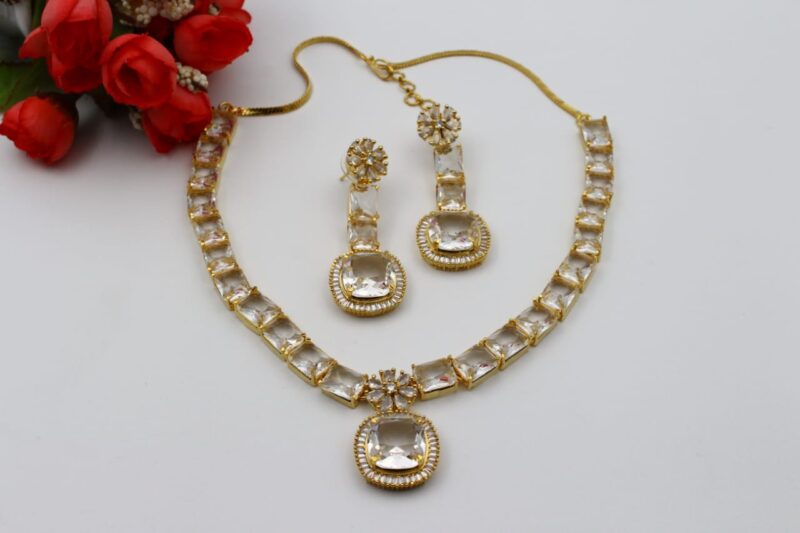 Gold-Toned Jewelry Set with Clear Stones - Image 4