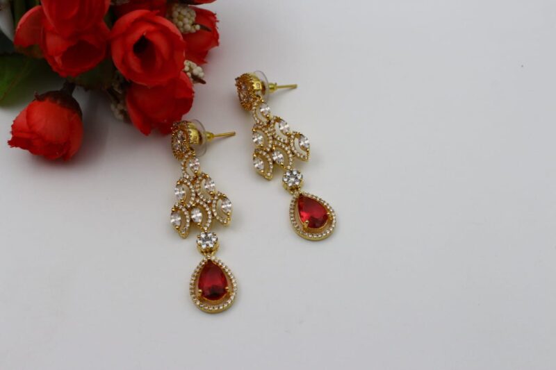 Gold-Toned Jewelry Set with Red and White Stones - Image 4