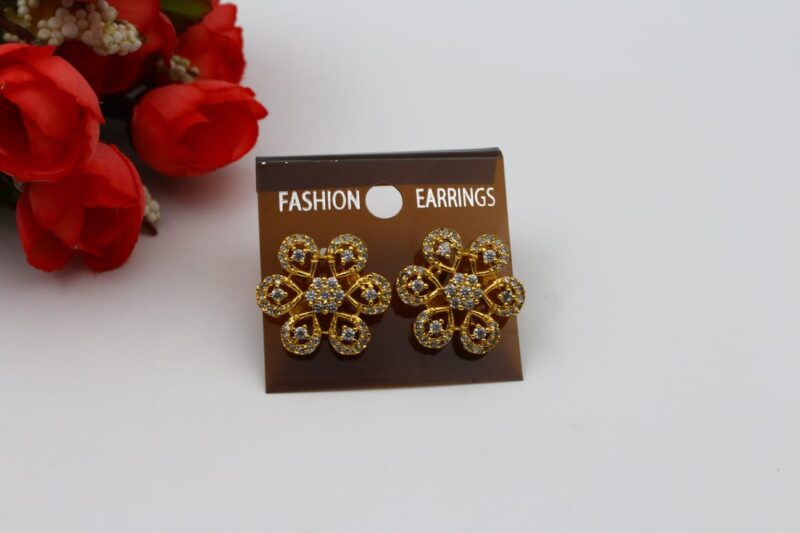Gold-Toned Floral Jewelry Set - Image 3