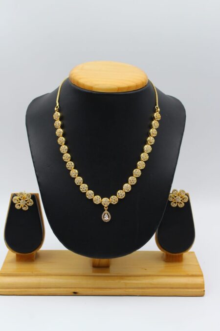 Gold-Toned Floral Jewelry Set