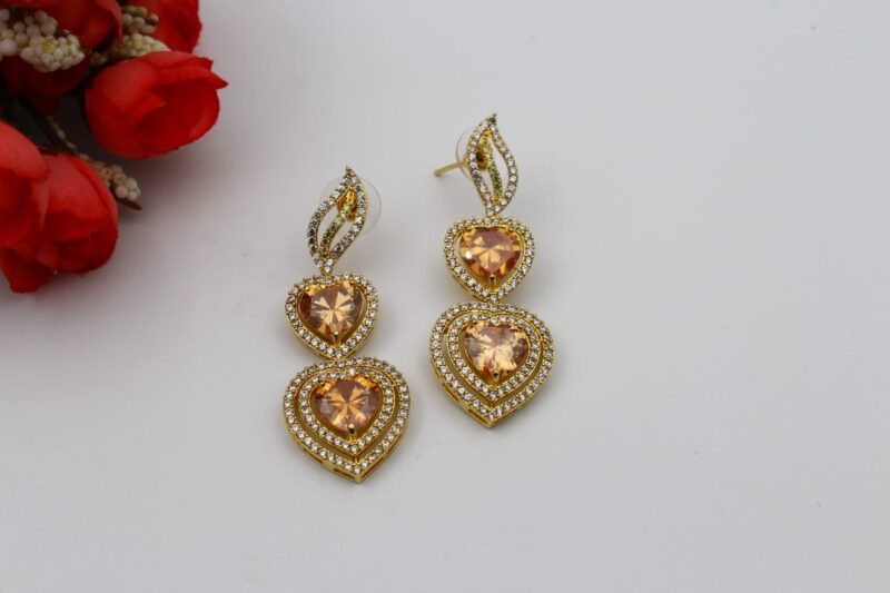 Heart-Shaped Cubic Zirconia Necklace - Image 4