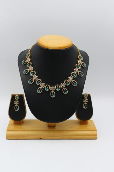 Fold-Toned Jewelry Set with Light Blue and Clear Stones